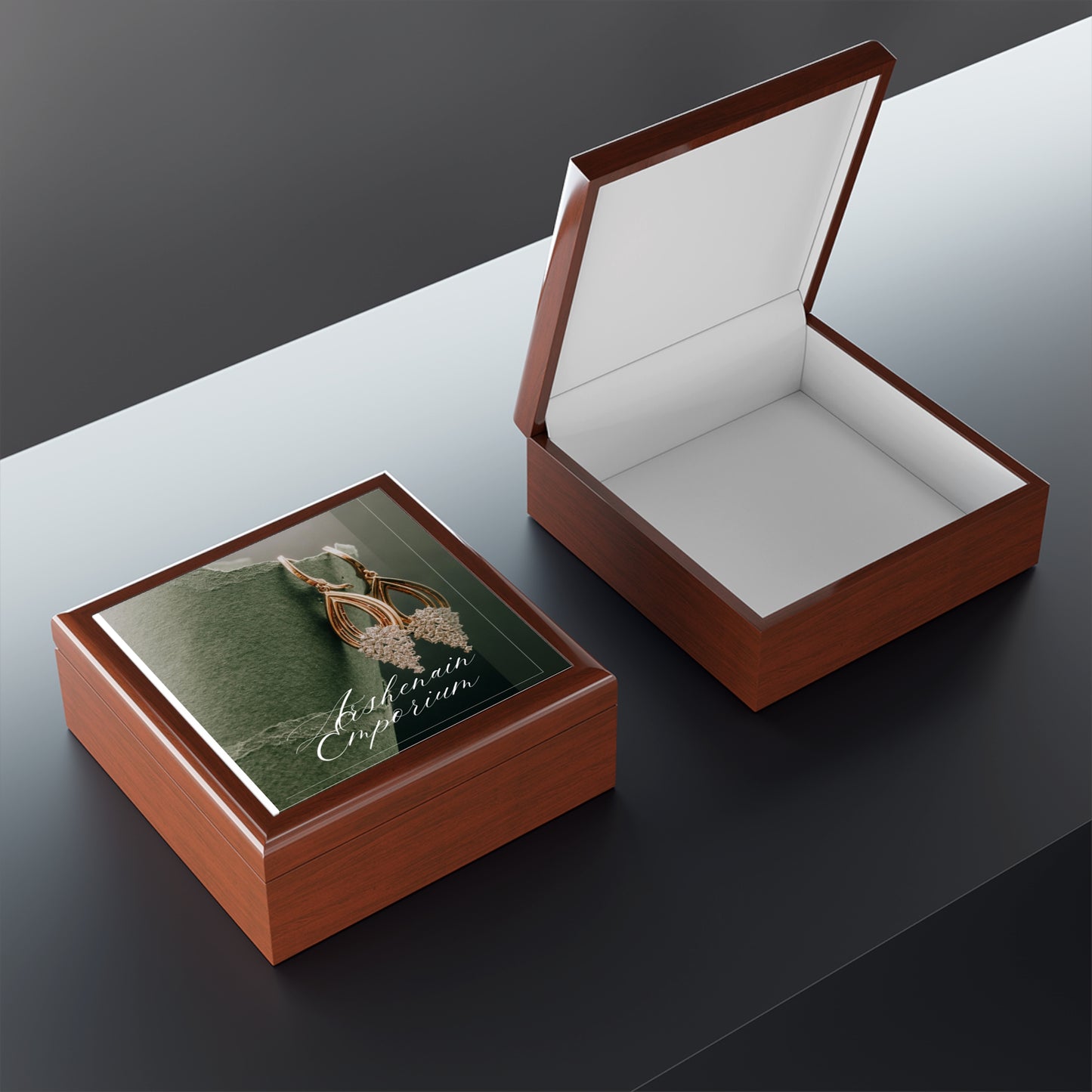 Elegant Jewelry Box for Keepsakes, Personalized Gift, Decorative Storage, Ideal for Birthdays, Anniversaries, Special Occasions