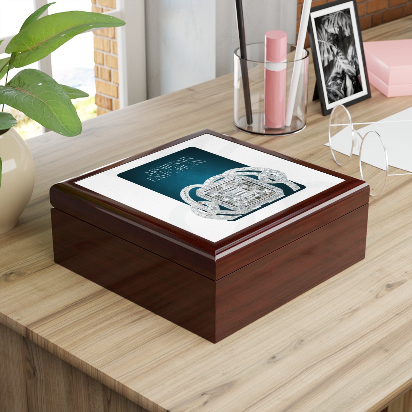 Elegant Jewelry Box, Keepsake Organizer, Gift for Her, Anniversary Decor, Luxurious Storage, Engagement Gift