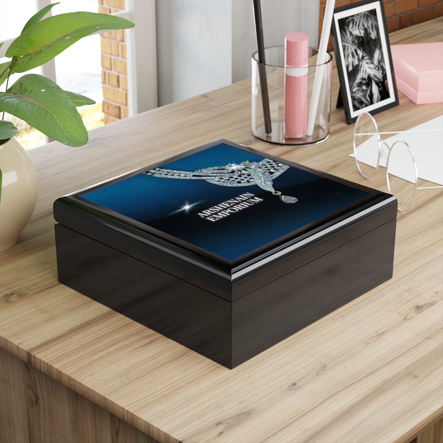 Elegant Jewelry Box for Keepsakes, Luxury Storage, Gift for Her, Organize Accessories, Wedding or Anniversary Present