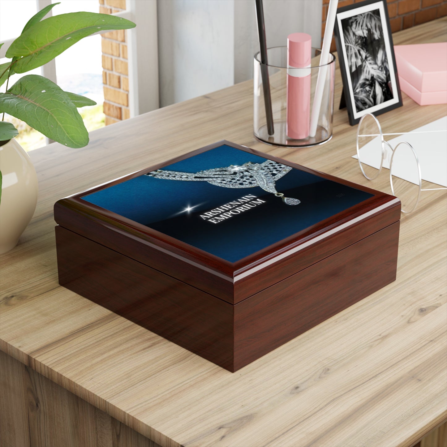 Elegant Jewelry Box for Keepsakes, Luxury Storage, Gift for Her, Organize Accessories, Wedding or Anniversary Present