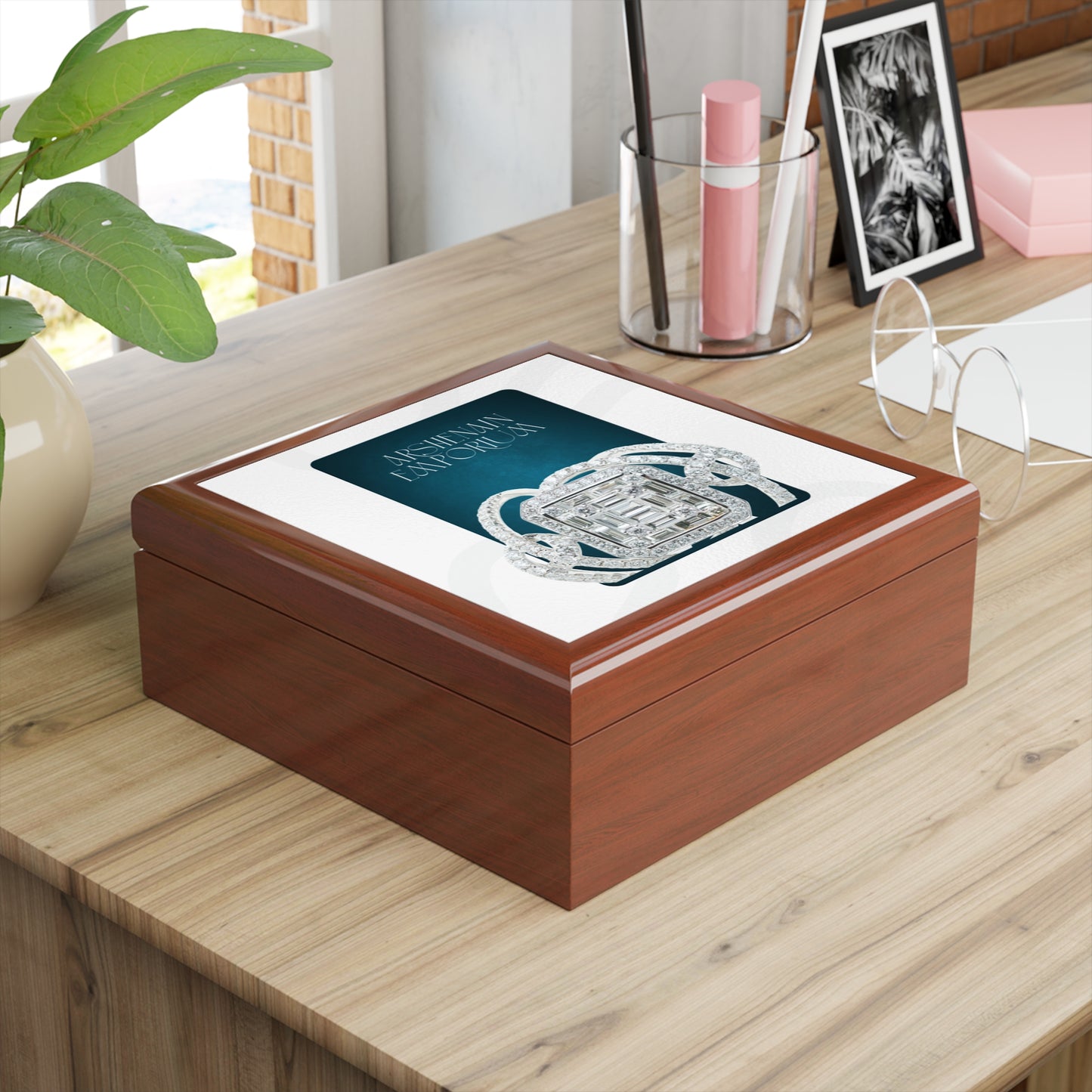 Elegant Jewelry Box, Keepsake Organizer, Gift for Her, Anniversary Decor, Luxurious Storage, Engagement Gift