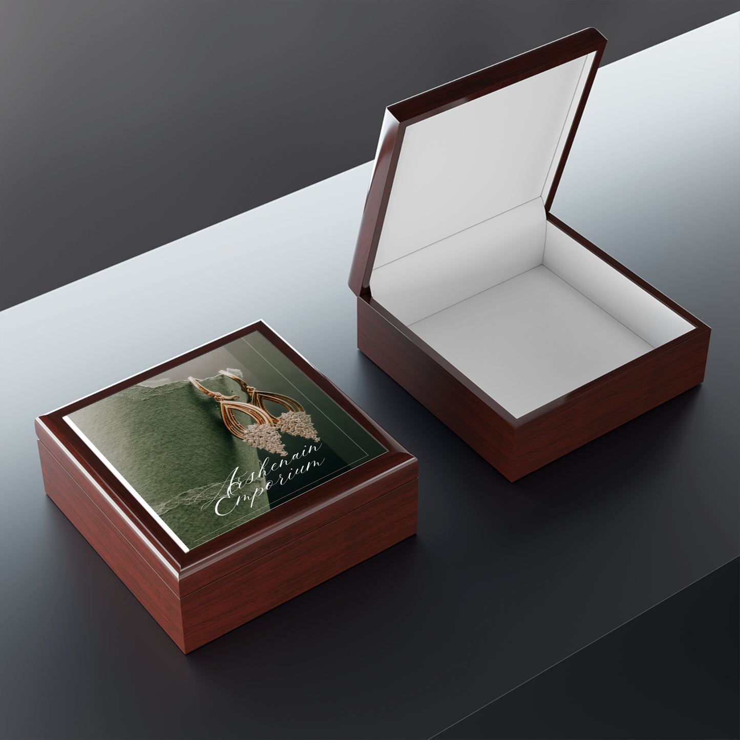 Elegant Jewelry Box for Keepsakes, Personalized Gift, Decorative Storage, Ideal for Birthdays, Anniversaries, Special Occasions
